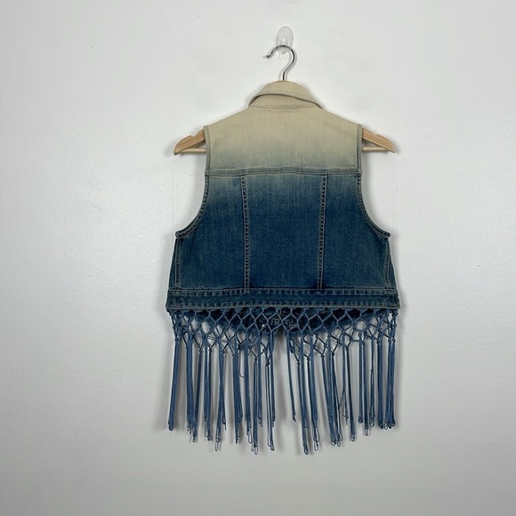 Chico's Denim Boho Fringe Cowgirl Vest Womens S Button Down 2 Pocket Blue Jacket - Picture 6 of 11